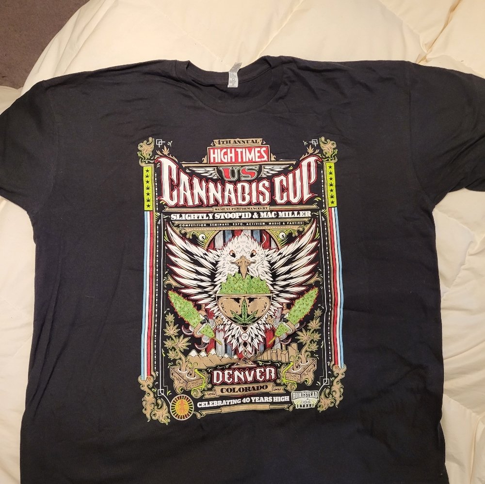 Incredibly rare High Times 2016 Cannabis Cup T-shirt. >BRAND NEW<